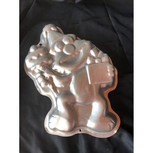 vintage Wilton elmo sesame street cake pan
